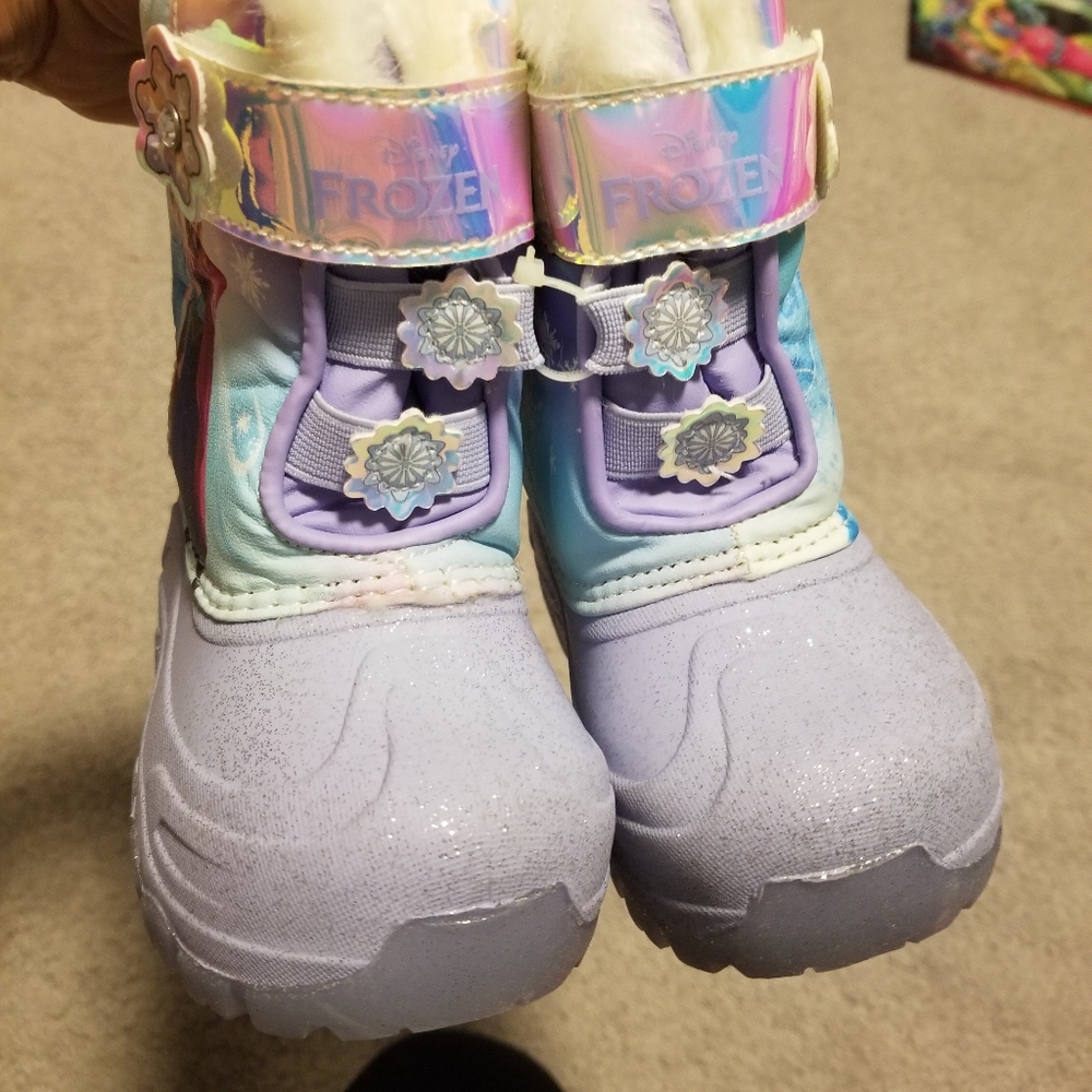 Disney Frozen light up boots - Picture 6 of 7
